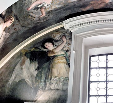 Angel located in the left-hand section of the north-eastern lunette of the transept